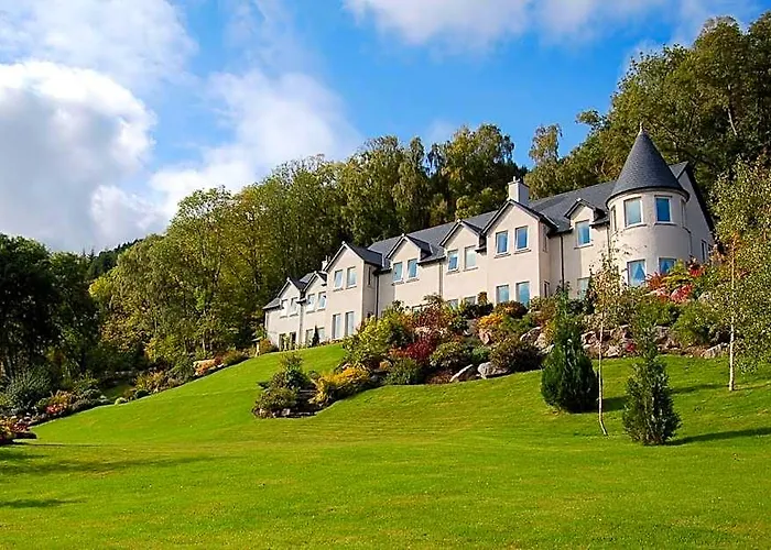 Loch Ness Lodge